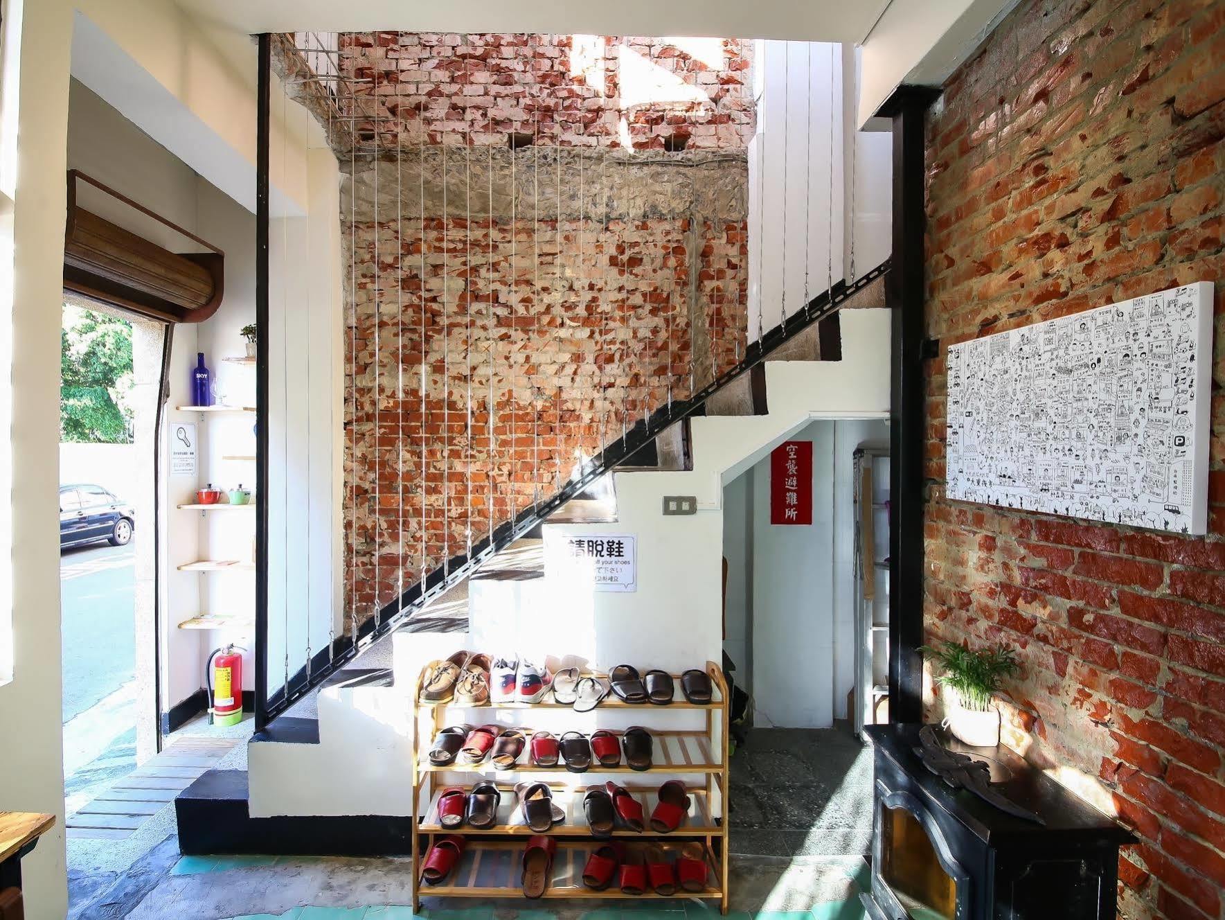 Meng Zi Bu _Dream Corner Hostel Tainan Exterior photo